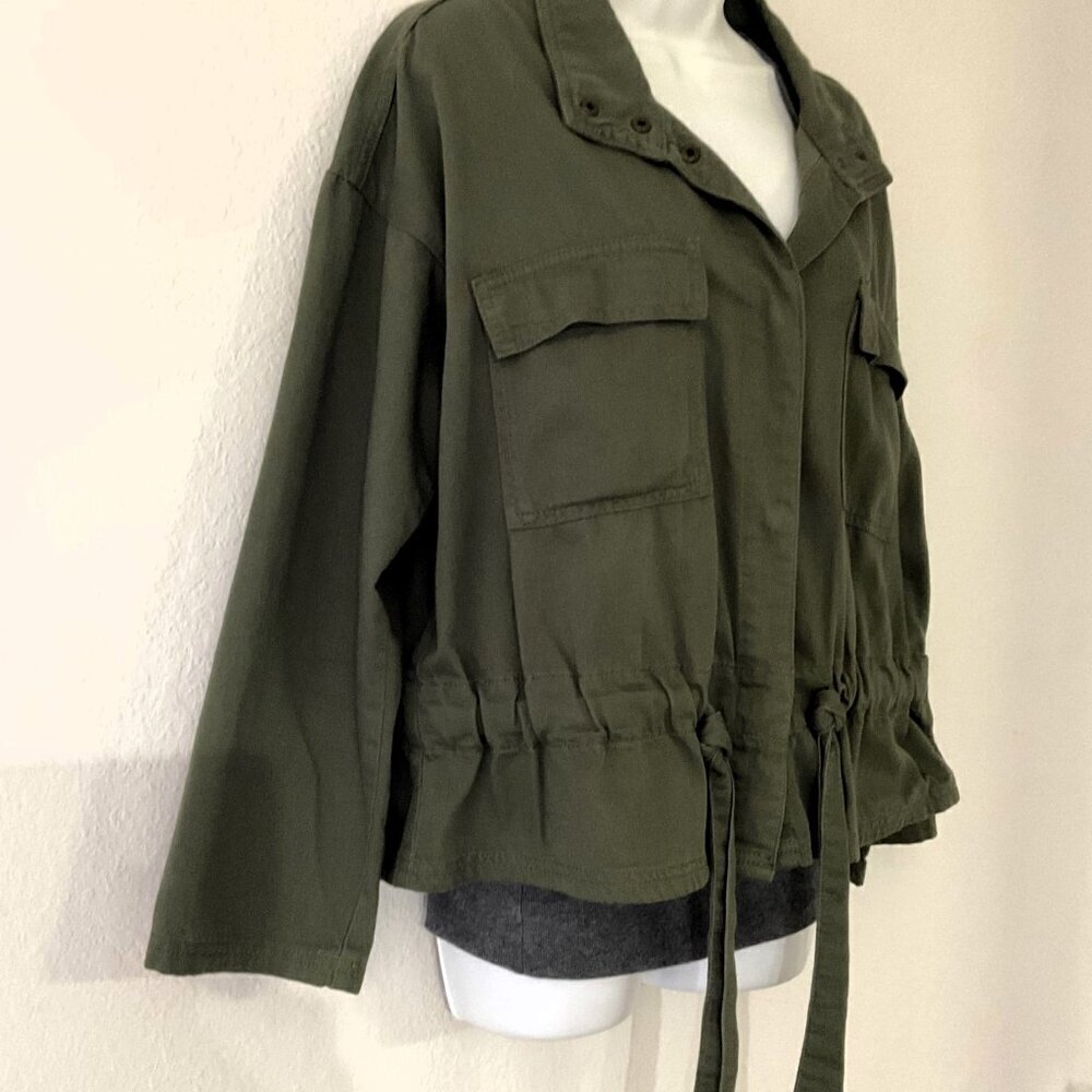 TIME AND TRU GREEN LIGHTWEIGHT JACKET GREAT CONDITION - Picture 8 of 13